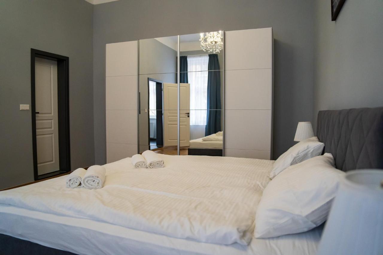 Top Class Apartments In Carlsbad Bulharska Street Karlovy Vary Ngoại thất bức ảnh