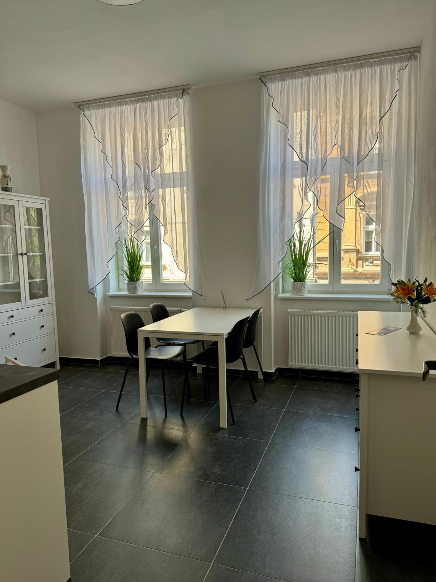 Top Class Apartments In Carlsbad Bulharska Street Karlovy Vary Ngoại thất bức ảnh